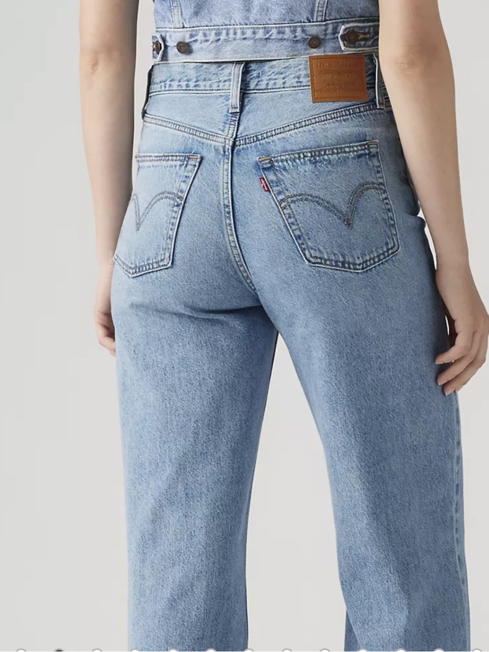 Levi's Ribcage Jeans - Picture 4 of 5